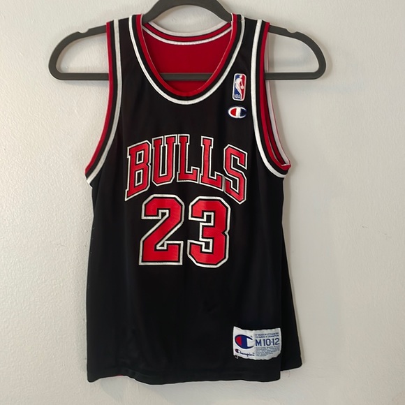 Chicago Bulls Sports Jersey - Picture 1 of 5